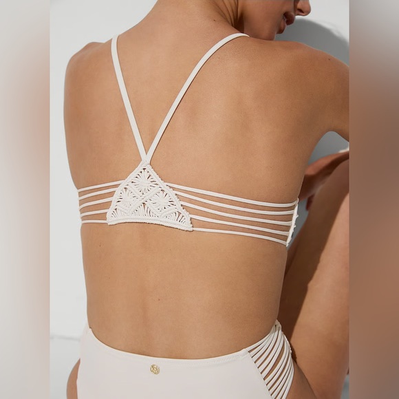 NWT Victoria’s Secret SWIM Archives Beach Macrame Bralette Bikini Top - Picture 2 of 7